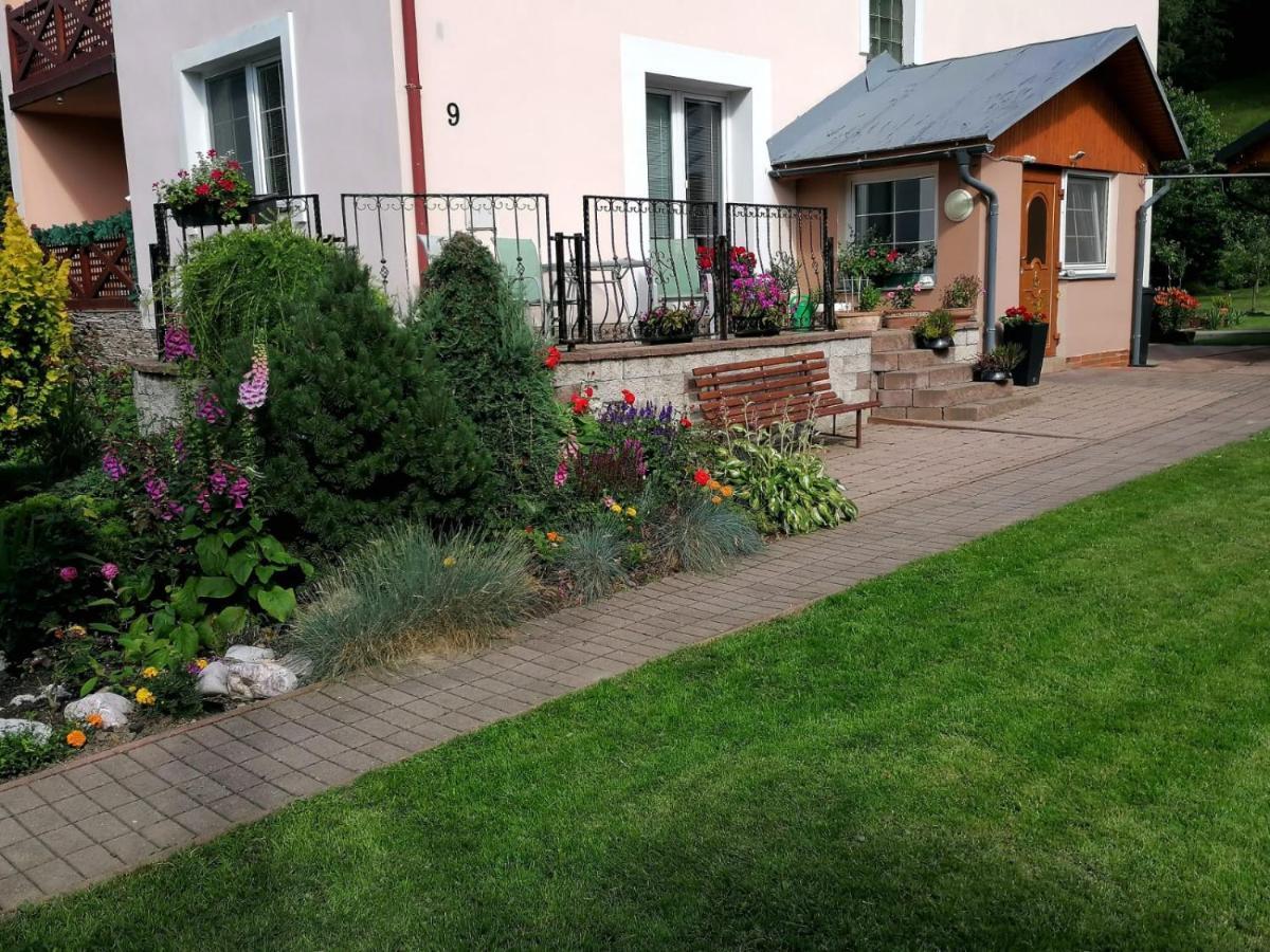 Apartmany Petronela Маков Экстерьер фото